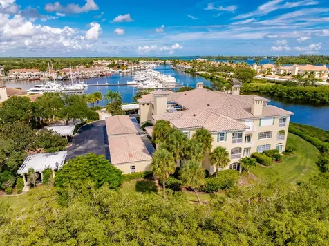 5250 E Harbor Village Drive Vero Beach FL 32967