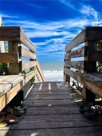 1891 E Cayman Road Vero Beach FL 32963