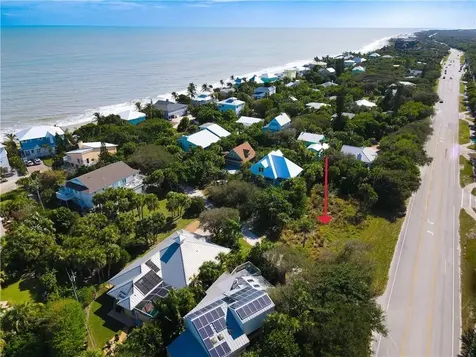 1891 E Cayman Road Vero Beach FL 32963