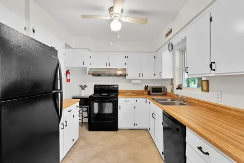2811 10th Avenue Vero Beach FL 32960