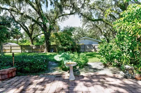 2811 10th Avenue Vero Beach FL 32960