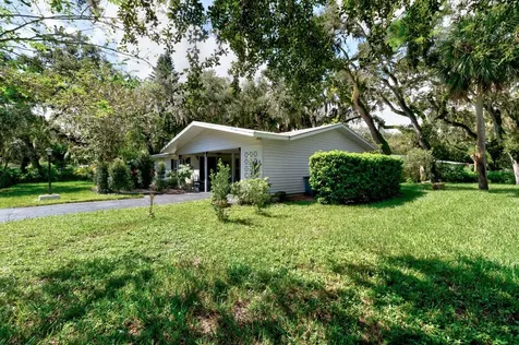 2811 10th Avenue Vero Beach FL 32960