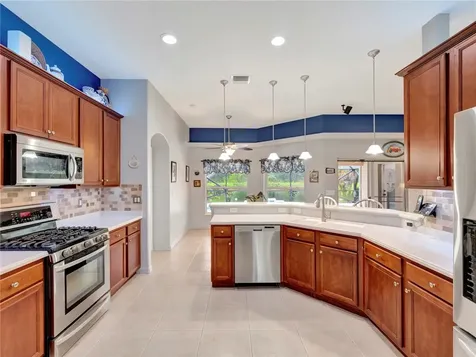 419 N Key Lime Square SW Vero Beach FL 32968