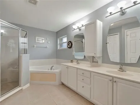 419 N Key Lime Square SW Vero Beach FL 32968