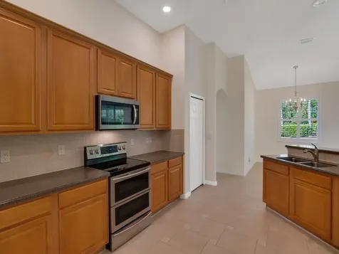305 Bourdeaux Drive SW Vero Beach FL 32968