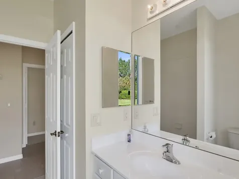 305 Bourdeaux Drive SW Vero Beach FL 32968