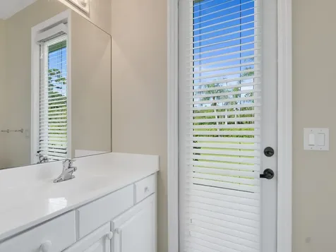305 Bourdeaux Drive SW Vero Beach FL 32968