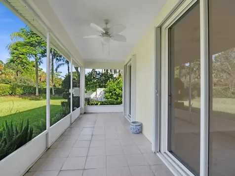 305 Bourdeaux Drive SW Vero Beach FL 32968