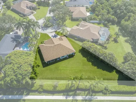 305 Bourdeaux Drive SW Vero Beach FL 32968