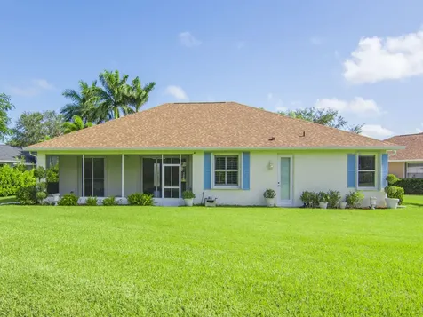 305 Bourdeaux Drive SW Vero Beach FL 32968