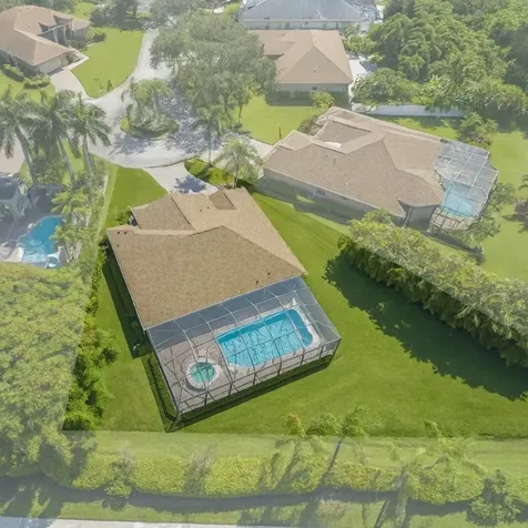 305 Bourdeaux Drive SW Vero Beach FL 32968