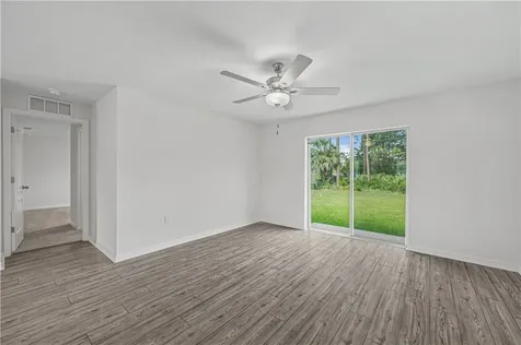 8045 105th Court Vero Beach FL 32967