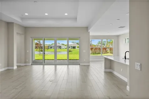 6414 High Pointe Circle Vero Beach FL 32967