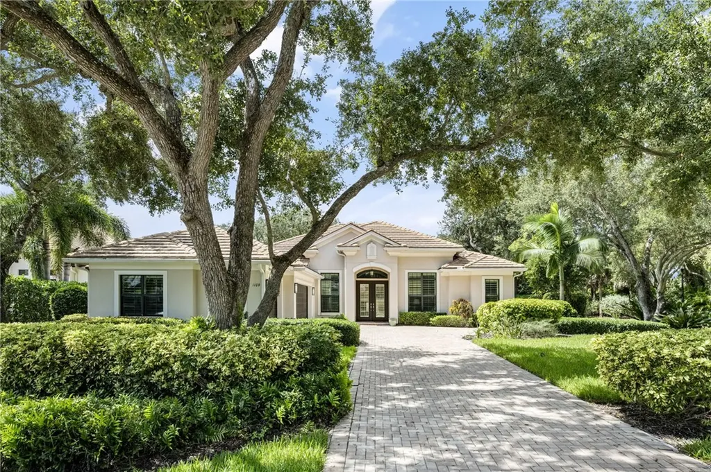 1109 Baywood Drive Vero Beach FL 32963
