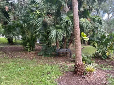 1946 Hedden Place Vero Beach FL 32966