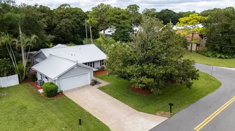 1375 39th Avenue Vero Beach FL 32960