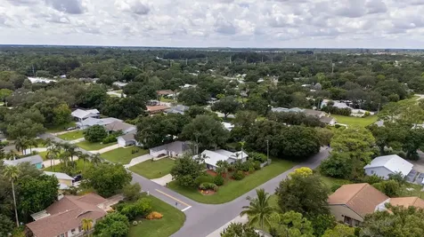 1375 39th Avenue Vero Beach FL 32960