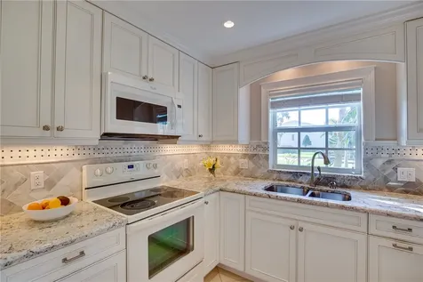4105 Silver Palm Drive Vero Beach FL 32963