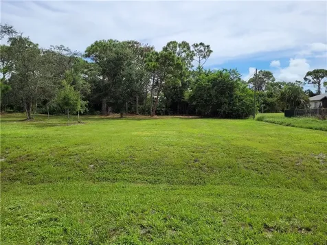 11126 Mulberry Street Sebastian FL 32958