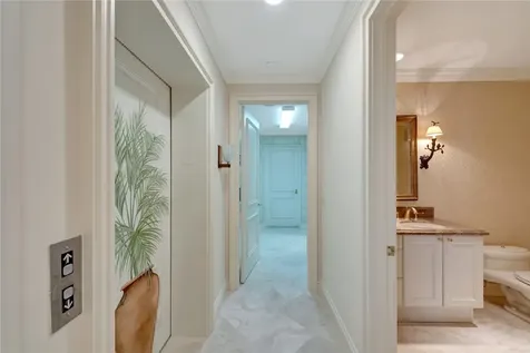 200 Beachview Drive Vero Beach FL 32963