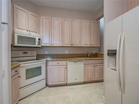 1875 Bridgepointe Circle Vero Beach FL 32967
