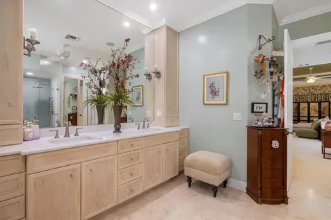 651 N Tomahawk Trail Vero Beach FL 32963