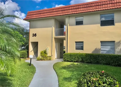 36 Pine Arbor Lane Vero Beach FL 32962