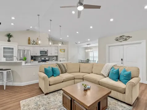 9575 Frangipani Drive Vero Beach FL 32963