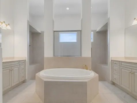 1208 Riverwind Circle Vero Beach FL 32967