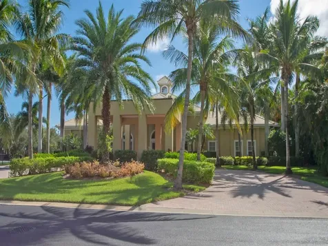 1208 Riverwind Circle Vero Beach FL 32967