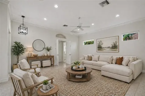 1208 Riverwind Circle Vero Beach FL 32967