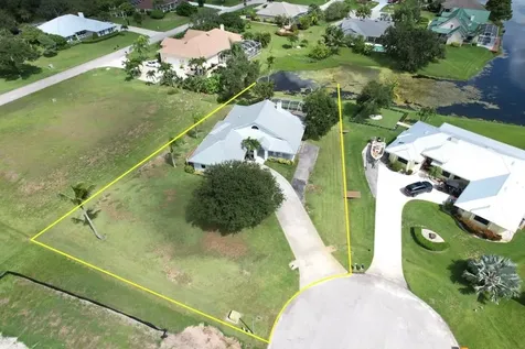 6915 28th Court Vero Beach FL 32967