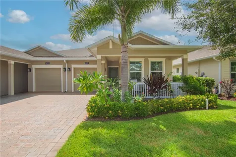 6165 Red Maple Manor Vero Beach FL 32966