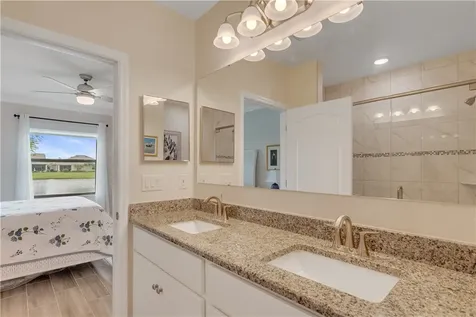6165 Red Maple Manor Vero Beach FL 32966