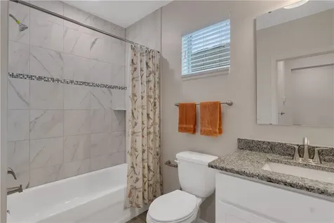 6165 Red Maple Manor Vero Beach FL 32966