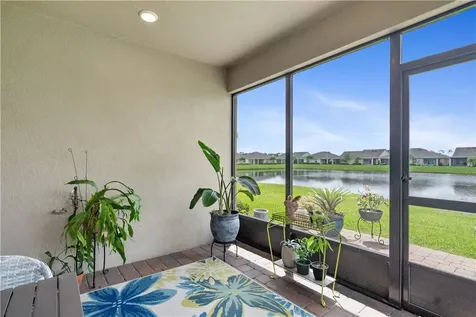 6165 Red Maple Manor Vero Beach FL 32966