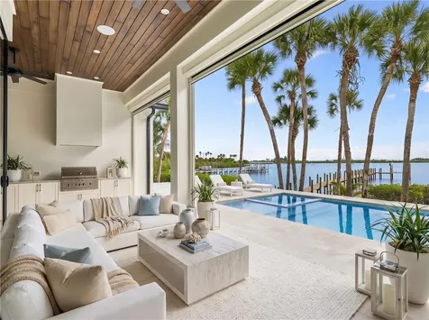 8680 Shore Lane Vero Beach FL 32967