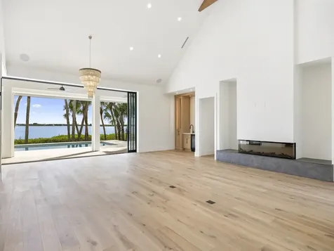 8680 Shore Lane Vero Beach FL 32967