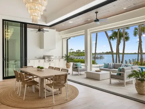 8680 Shore Lane Vero Beach FL 32967