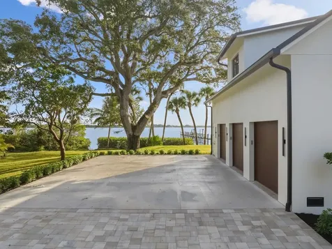 8680 Shore Lane Vero Beach FL 32967