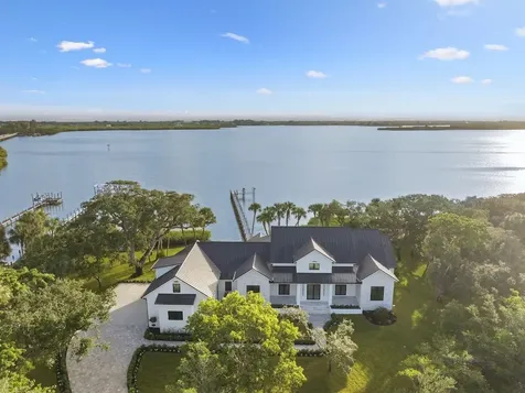 8680 Shore Lane Vero Beach FL 32967