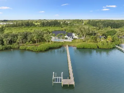 8680 Shore Lane Vero Beach FL 32967