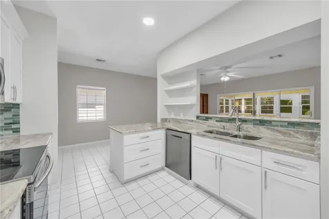 374 Hawthorne Lane Vero Beach FL 32962