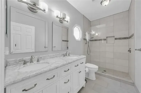 374 Hawthorne Lane Vero Beach FL 32962