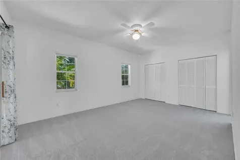374 Hawthorne Lane Vero Beach FL 32962