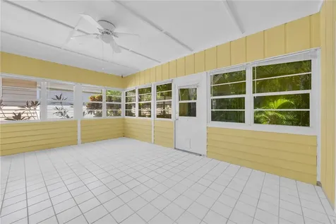 374 Hawthorne Lane Vero Beach FL 32962