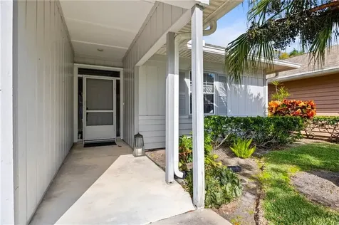 374 Hawthorne Lane Vero Beach FL 32962