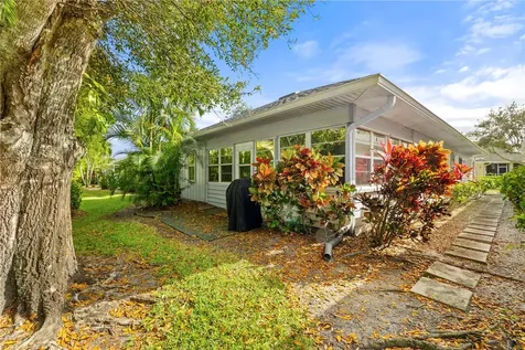 374 Hawthorne Lane Vero Beach FL 32962