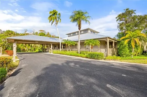 374 Hawthorne Lane Vero Beach FL 32962