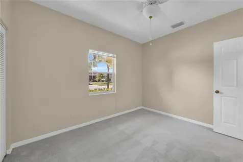 374 Hawthorne Lane Vero Beach FL 32962